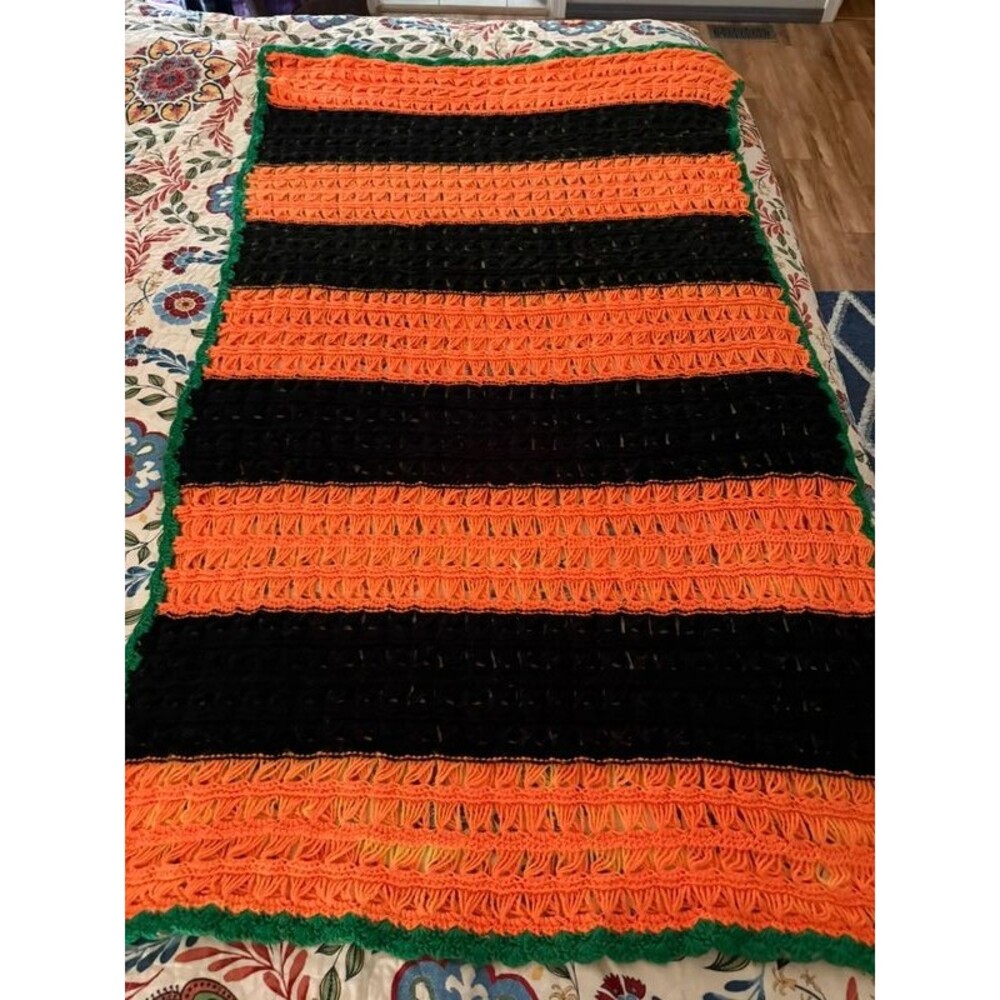 Vintage 36x60 Crocheted Throw Blanket from the 70’s